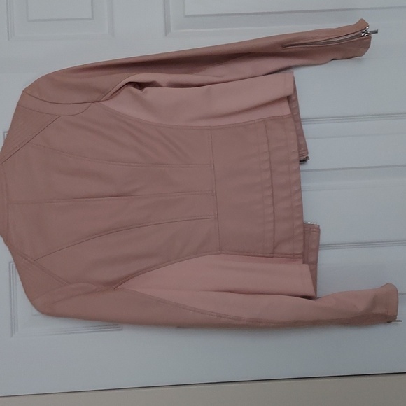 Jacket - Picture 2 of 4